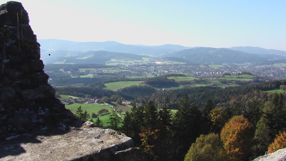 Blick vom Burgturm auf die Stadt Viechtach